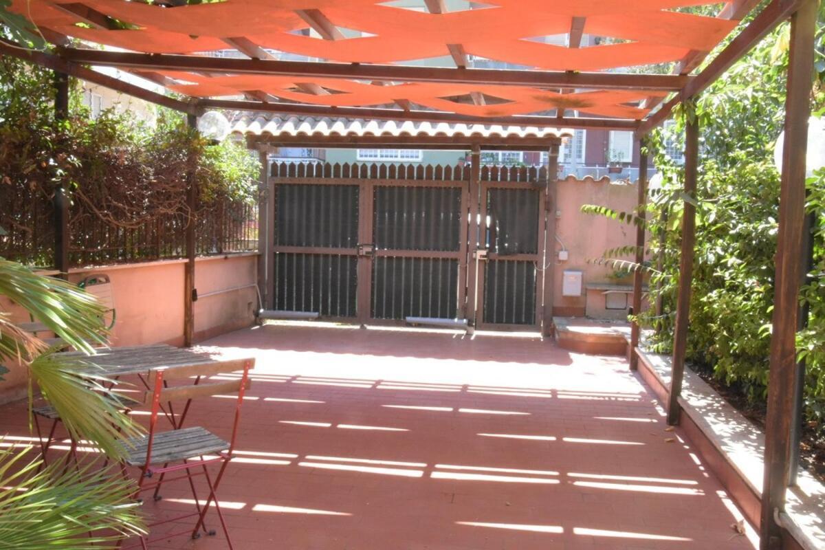 Ferienhaus 10 Minutes From The Vatican Parking Metr Rom