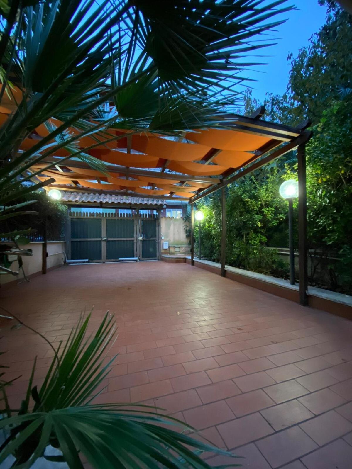 Ferienhaus 10 Minutes From The Vatican Parking Metr Rom